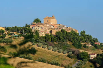 Fototapeta na wymiar Monteprandone, uno dei borghi più belli d'Italia, Marche.