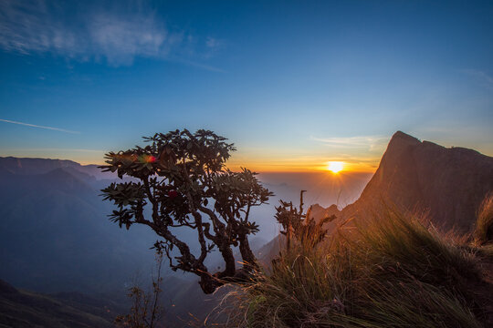 sunrise over the mountains