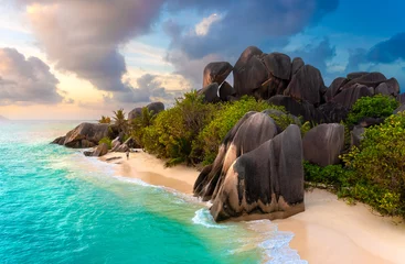 Photo sur Plexiglas Anse Source D'Agent, île de La Digue, Seychelles The most beautiful beach of Seychelles. Anse Source D'Argent, La Digue Island, Seychelles