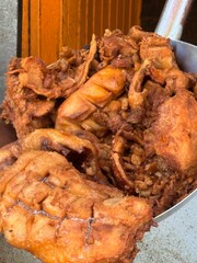 Chicharrones de cerdo, comida tipica mexicana en tonaya jalisco, mexico
