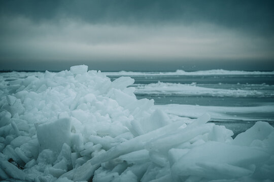 Ice tsunami in Hel Peninsula