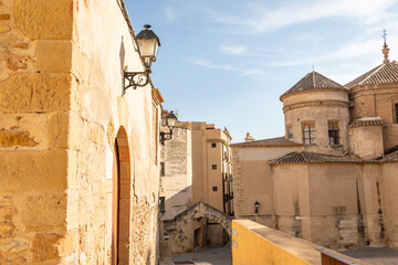 Arch of the Alley of the Capellanos behind the cathedral in Tortosa, comarca of Baix Ebre, Province...