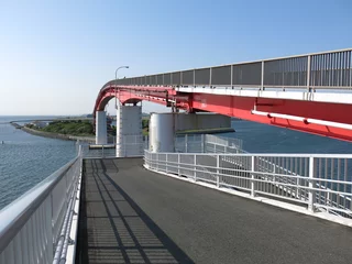 Foto op Canvas 木更津市の中の島大橋（画像奥が中の島公園側） © a_text