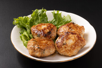 しそ入り鶏つくねハンバーグ