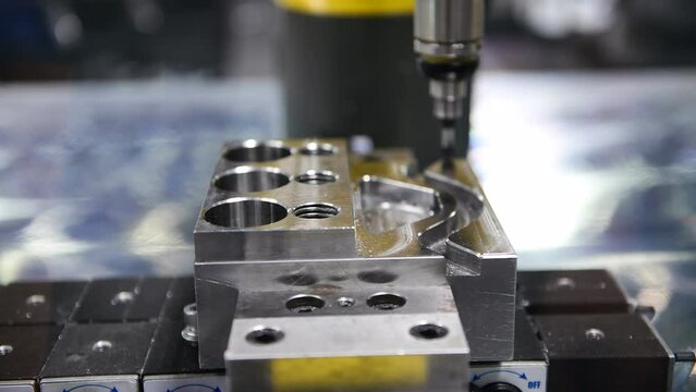 CNC lathe cutting metal parts Production of high-tech automotive parts
