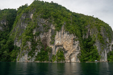 Fototapeta premium The Hatusupun Cliff in Sawai, Central Maluku, Indonesia