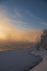 Frosty morning on the river