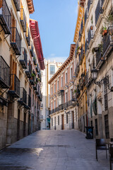 Fototapeta na wymiar Narrow street in Madrid city downtown