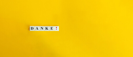 Obraz premium Danke (Thank You) Word and Background.