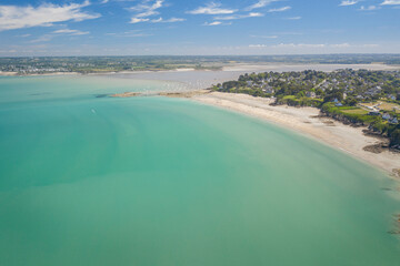 littoral de bretagne, la manche aux abords de saint jacut de la mer et la plage du rougeret dans le...