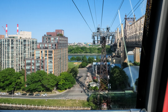 View of the Roosevelt Island Tramway, the first commuter aerial tramway in North America, that spans the East River and connects Roosevelt Island to the Upper East Side of Manhattan, New York City