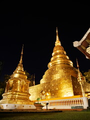 Tempel zu Loy Krathong Yi Peng Latern Festival Chiang Mai Thailand