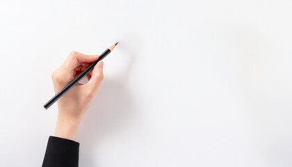 ペンを持つ手