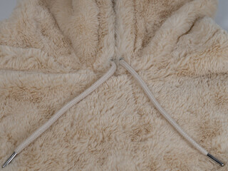 Hoodie Pullover aus braunes Kunstfell zur Hintergrund Nutzung