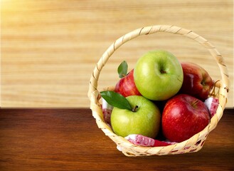 Fresh tasty ripe apples fruits