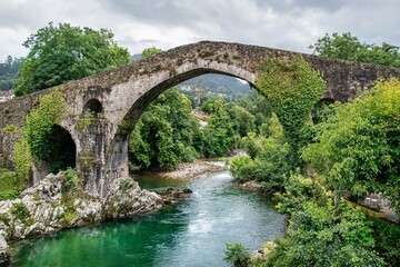 Fototapeta na wymiar bridge, river, water, stone, landscape, naturally