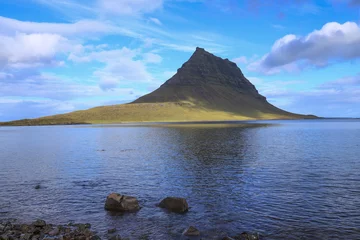 Crédence de cuisine en verre imprimé Kirkjufell kirkjufell mountain in Iceland