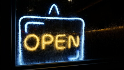 Fototapeta premium open after dark