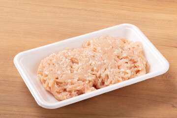 国産　若鶏　ひき肉