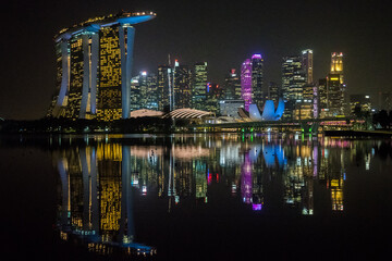 Fototapeta na wymiar Singapore city skyline at night. 