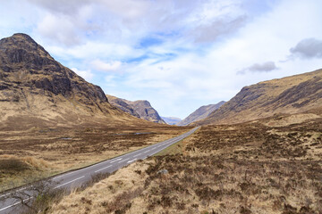A serene drive through majestic Glencoe valleys