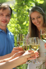 couple drinking wine