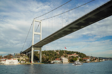 Obraz premium 15 temmuz sehitler Koprusu bridge Istanbul Bosphorus cruise