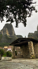 Fototapeta na wymiar Meteora stone mountain from the village