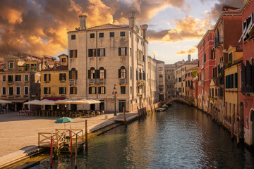 Canal and old buildings in Venice, Italy  - obrazy, fototapety, plakaty