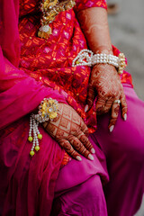 henna tattoo on women hands