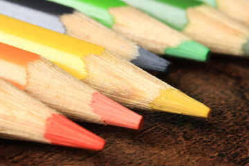 Obraz premium macro photography of crayon tips.