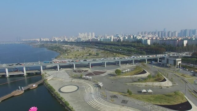City panorama with transport traffic on Banpodaegyo bridge