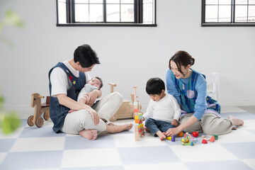 Childcare workers who play with multiple children Images of career change, employment, etc.