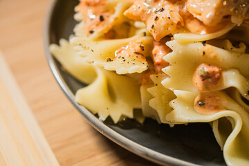 cupcake, cake, dessert, food, sweet, cream, baked, icing, chocolate, frosting, cup, snack, pink, cupcakes, delicious, white, pastry, birthday, party, decorated, muffin, cakes, bakery, nobody, celebrat