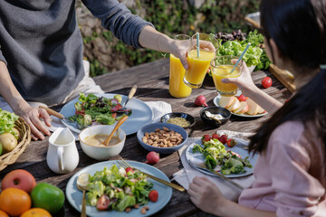 Fresh Vegetable Bounty in a Market Basket, Featuring a Healthy Green Salad with Guacamole, Avocado, and Tomato, Perfect for a Delicious Vegetarian Dinner or Lunch