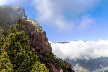 Fototapeta na wymiar Pico Bejenado as the southern boundary of the Caldera de Taburiente on the island of La Palma (Canaries, Spain)