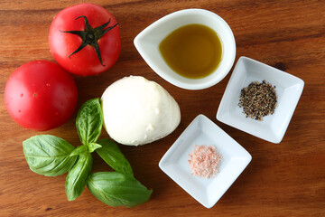カプレーゼの材料
