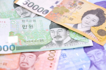 韓国の通貨、ウォンKRWの紙幣
