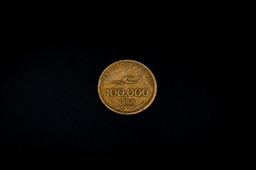 Turkish coin from the year 2000, 100000 lira coin tail side