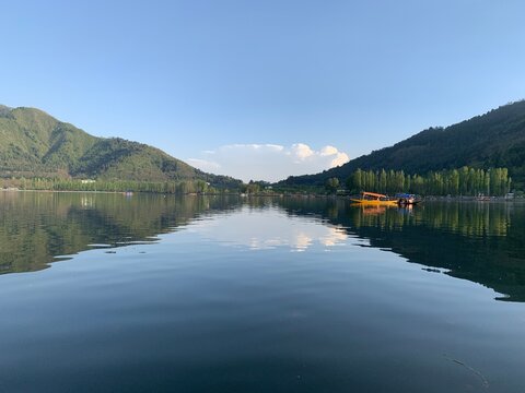 Dal Lake view from houseboat