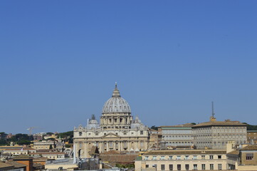 Fototapeta na wymiar Vista do Vaticano com céu azul