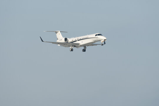 D-AHOI Vista Jet Embraer Legacy 650 plane in Zurich in Switzerland 14.1.2024