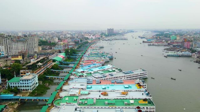 Ferry traffic and Sadar Ghat ferry station in Buriganga river, Dhaka, Bangladesh