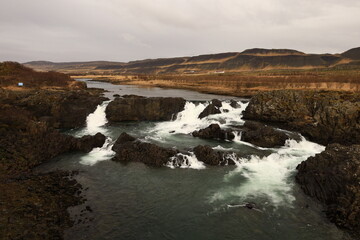 Kolugljúfur is a very pretty canyon located in the north of Iceland and known for its Kolufossar falls that flow to the bottom of the gorge