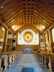 Obraz premium Bachledowka, Poland September 13, 2023: interior church of the Mother of God of Jasnogorska in Bachledowka. Poland