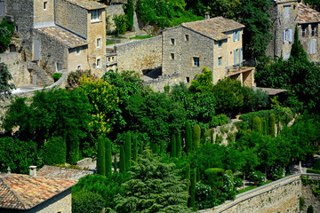 Obraz premium kamienne miasteczko w prowancji, Provence, Provencal town on a hill 