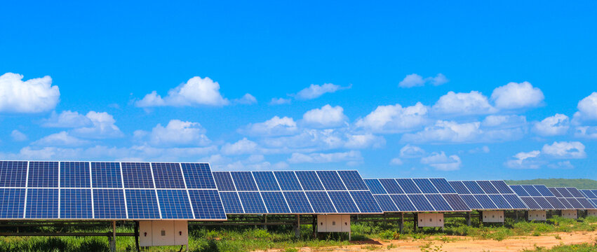 Solar Power Plant - SDG 7 ESG renewable resource carbon footprint CO2 emission reduction
