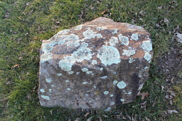 stone on the rocks