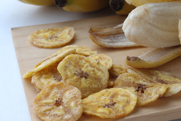 Portion of delicious banana chips.