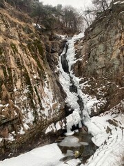 Fototapeta na wymiar Waterfall in the mountains near Seoul, South Korea